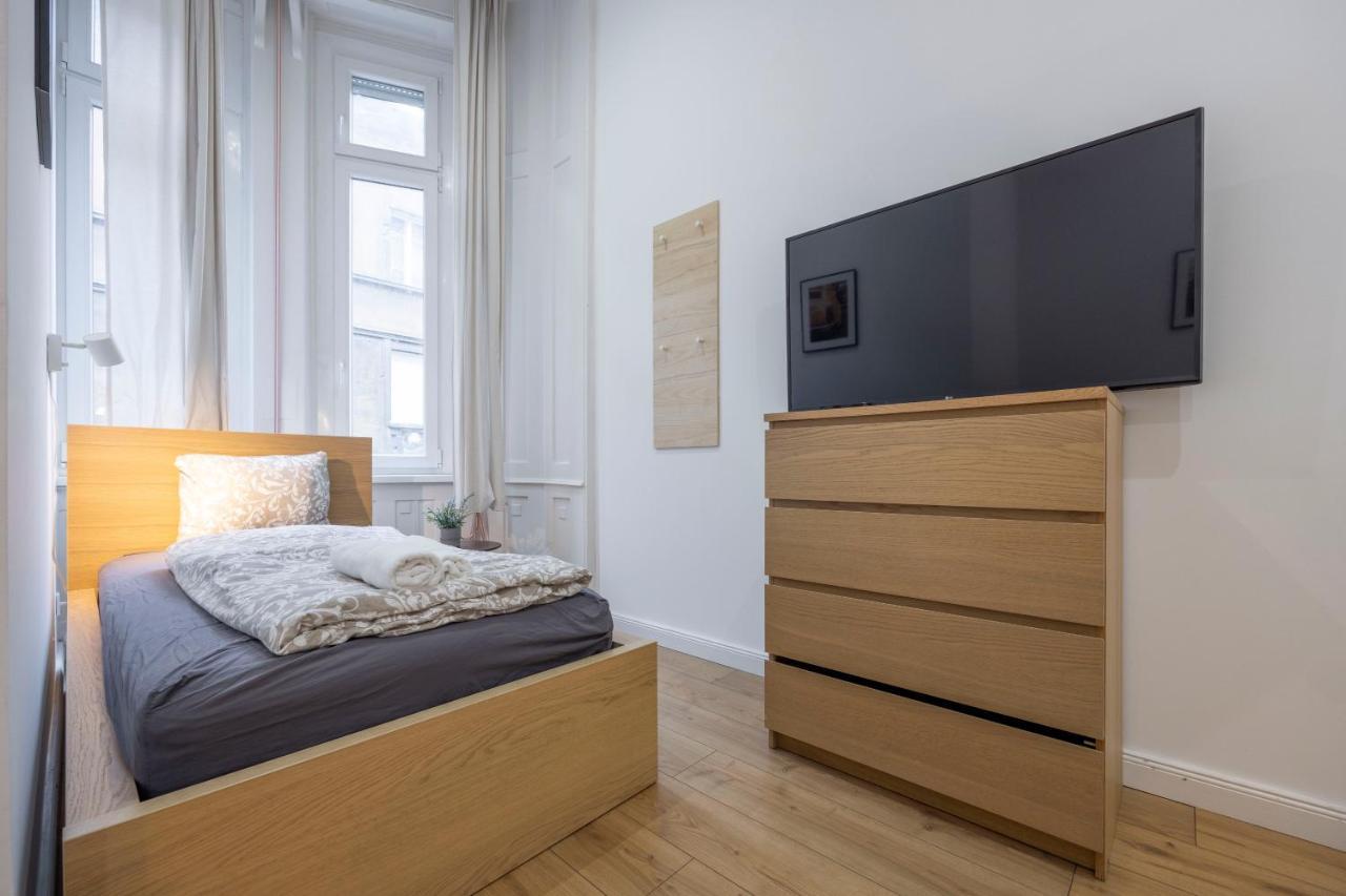 בודפשט Central Grand Apartment With 5Bedrm 2Bathroom מראה חיצוני תמונה