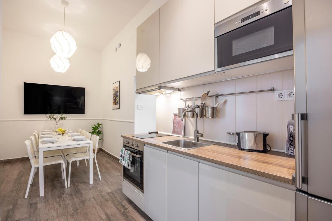 בודפשט Central Grand Apartment With 5Bedrm 2Bathroom מראה חיצוני תמונה