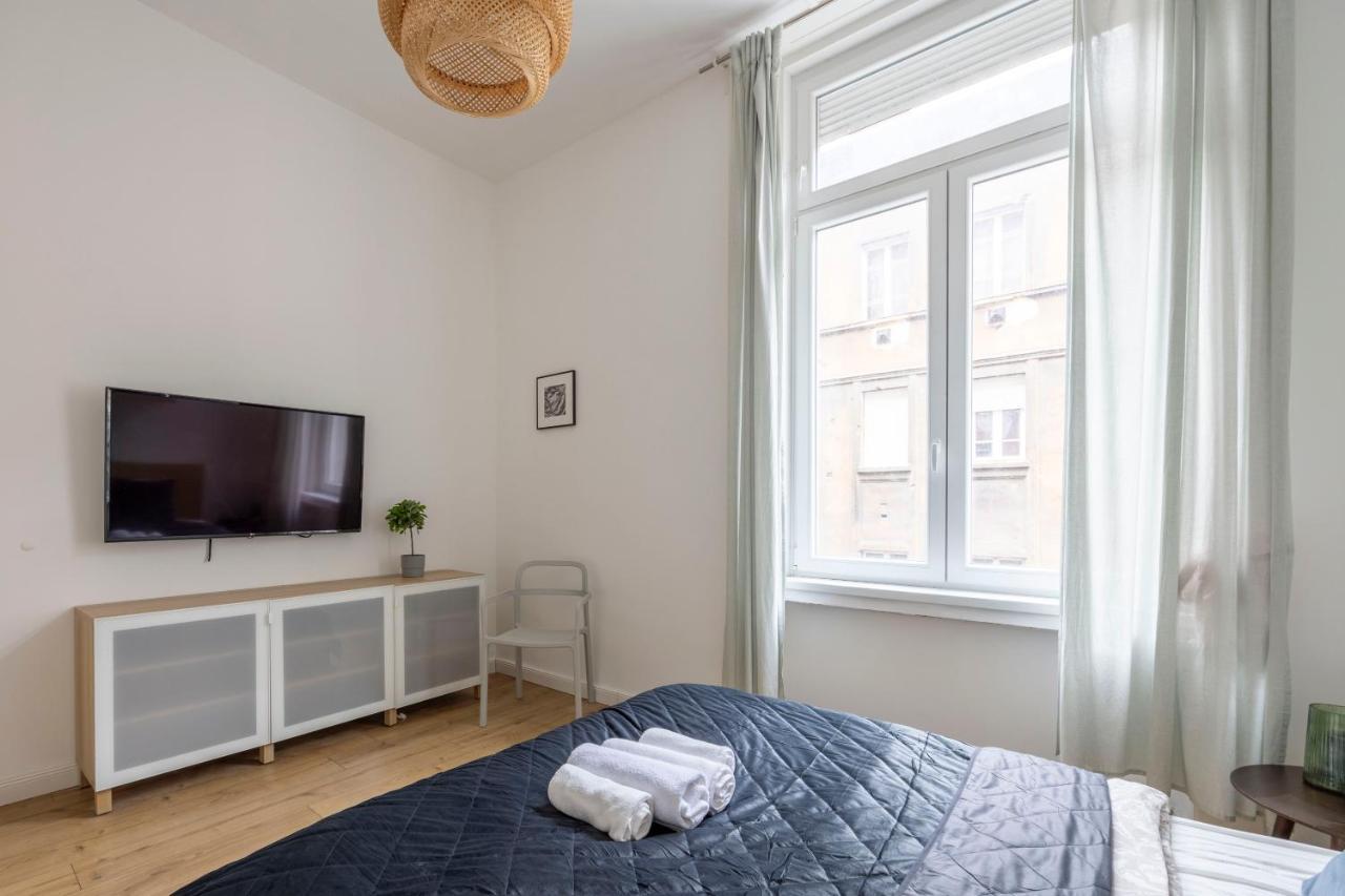 בודפשט Central Grand Apartment With 5Bedrm 2Bathroom מראה חיצוני תמונה