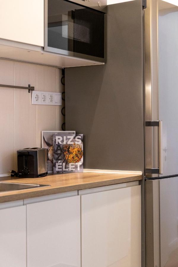 בודפשט Central Grand Apartment With 5Bedrm 2Bathroom מראה חיצוני תמונה