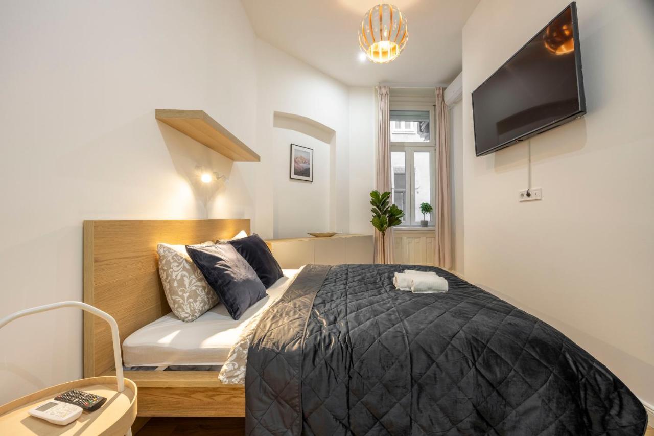 בודפשט Central Grand Apartment With 5Bedrm 2Bathroom מראה חיצוני תמונה