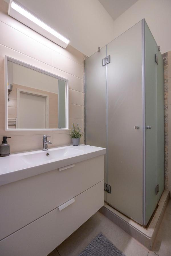בודפשט Central Grand Apartment With 5Bedrm 2Bathroom מראה חיצוני תמונה