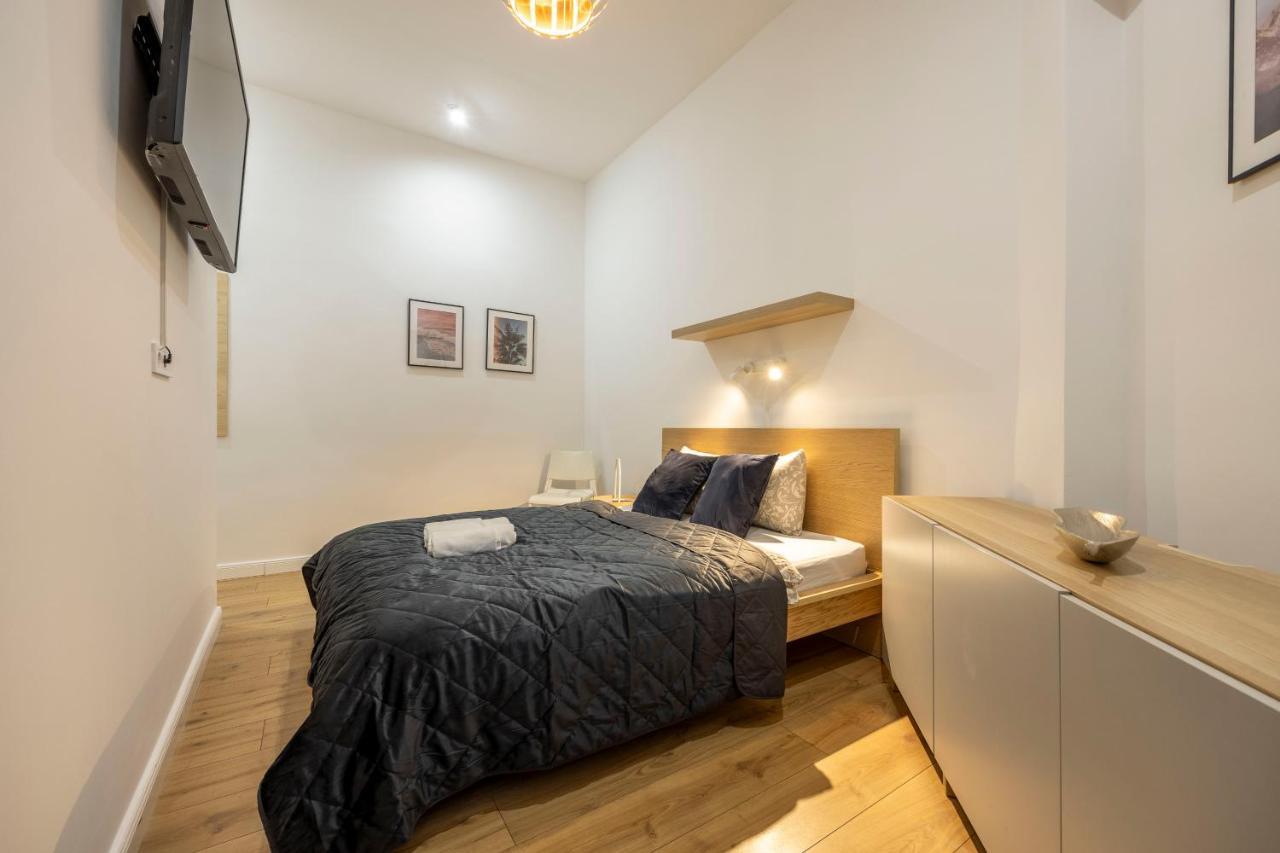 בודפשט Central Grand Apartment With 5Bedrm 2Bathroom מראה חיצוני תמונה