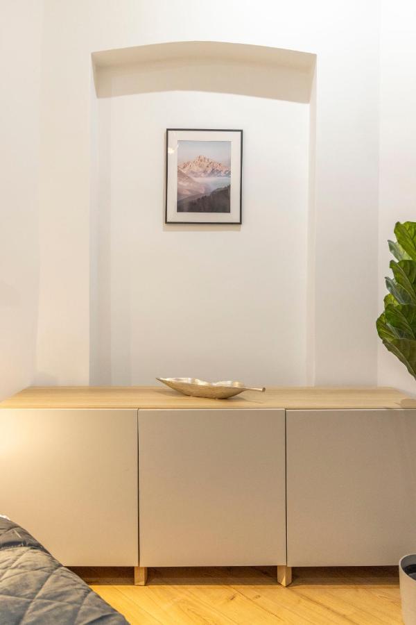 בודפשט Central Grand Apartment With 5Bedrm 2Bathroom מראה חיצוני תמונה
